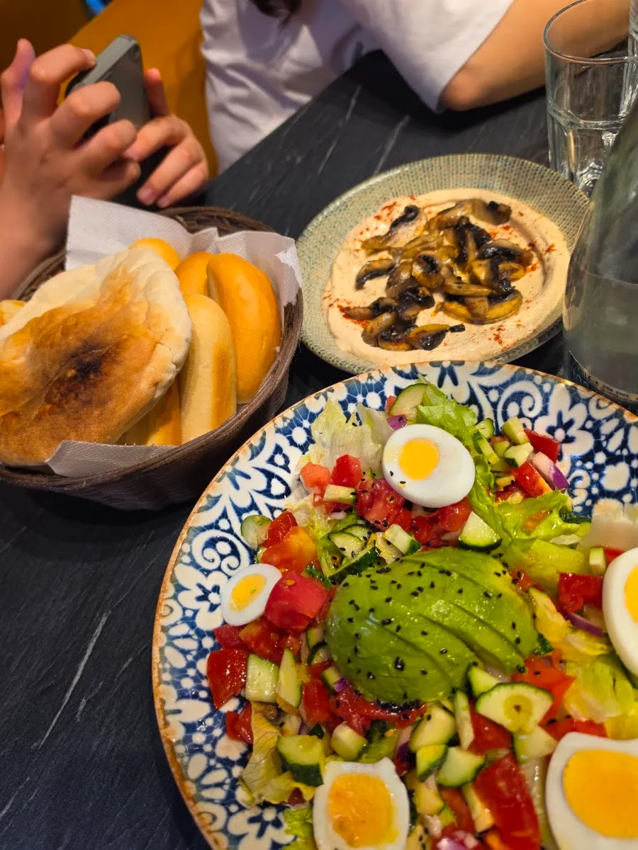 Moise House Kosher Restaurant — photo 3