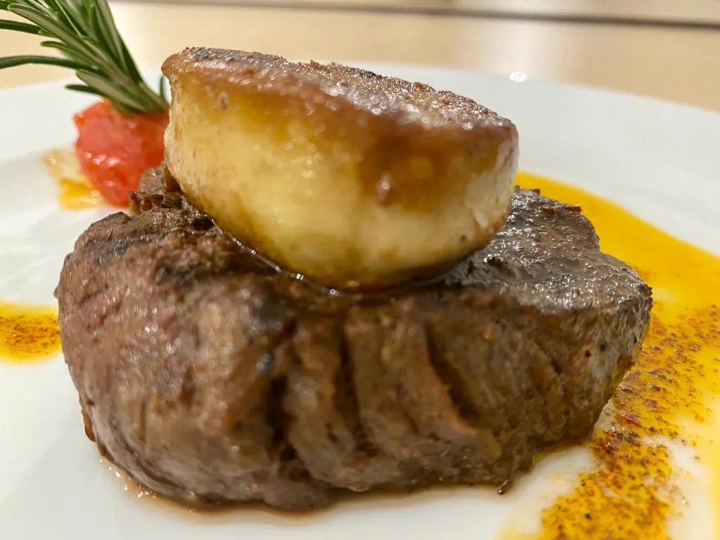 Moise House Kosher Restaurant — photo 7
