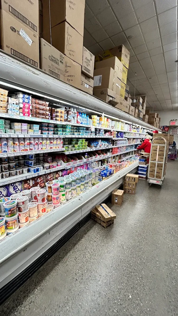 Moisha's Discount Supermarket — photo 3
