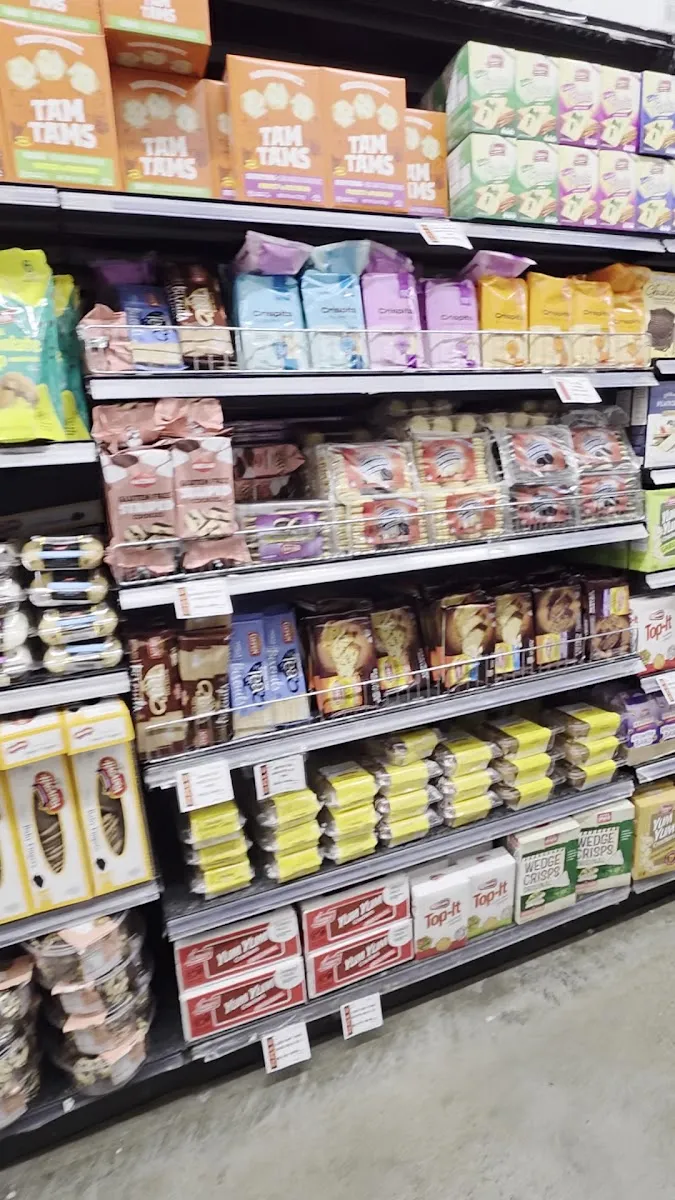 Moisha's Discount Supermarket — photo 7