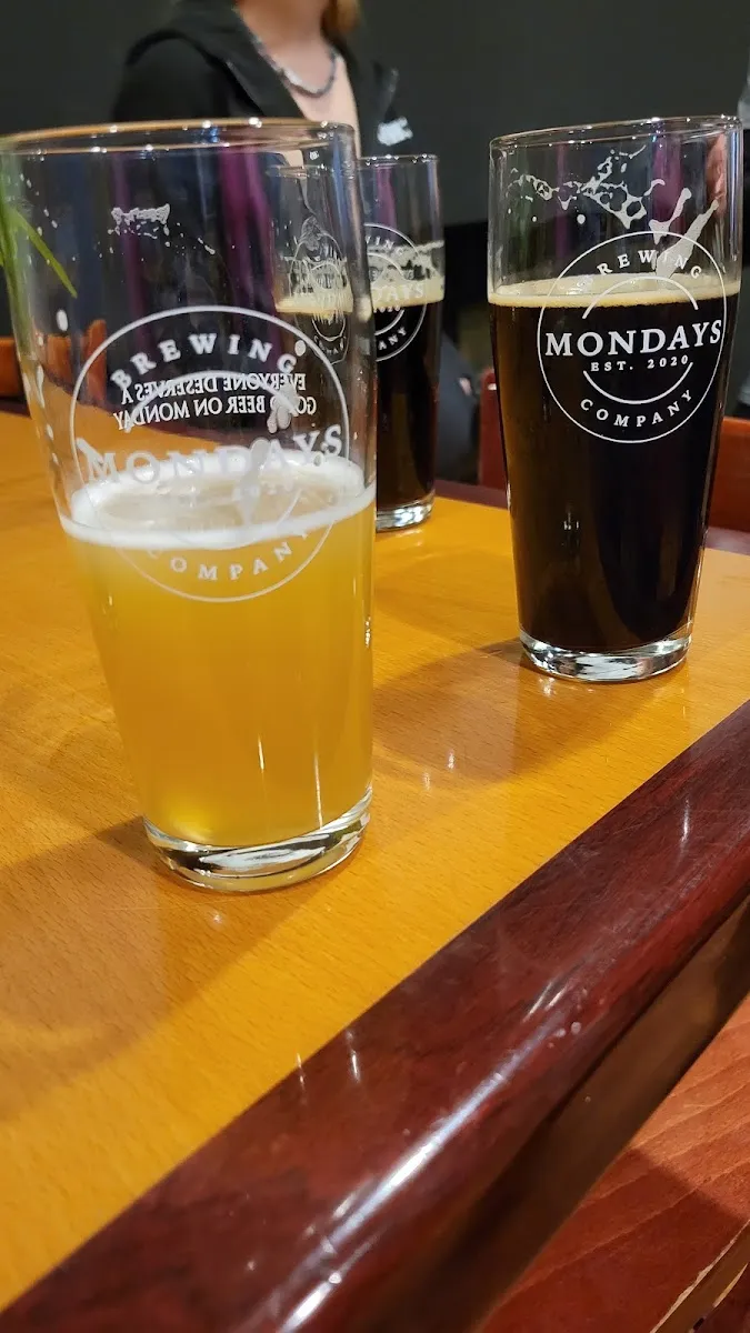 Mondays Brewing Taproom (Greenfield) — foto 7