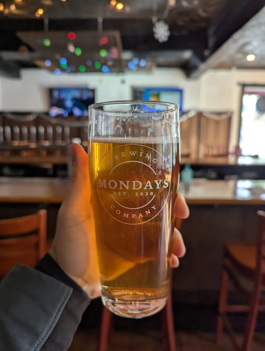 Mondays Brewing Taproom (Greenfield) — foto 10