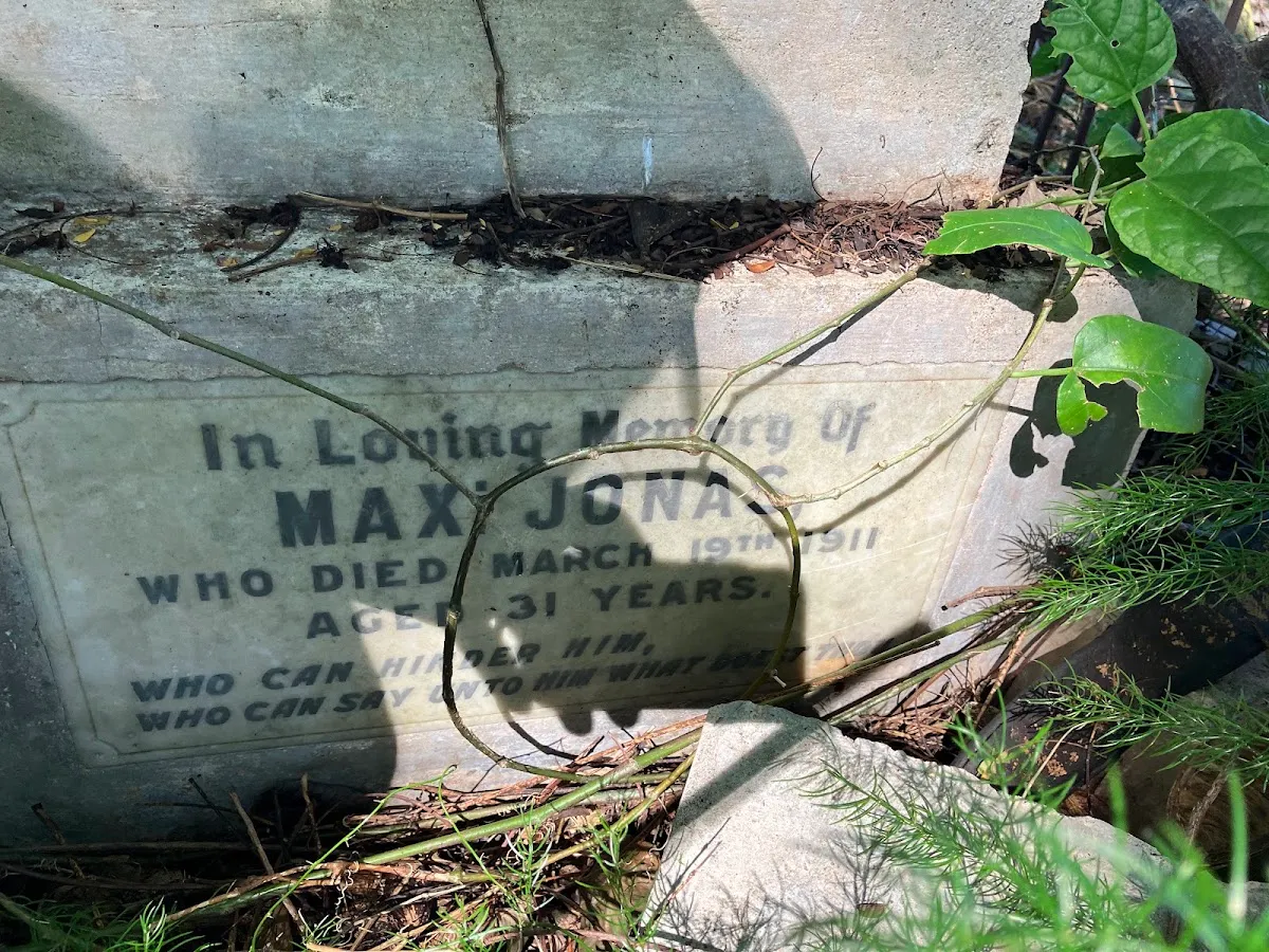 Montego Bay Old Jewish Cemetery — foto 8