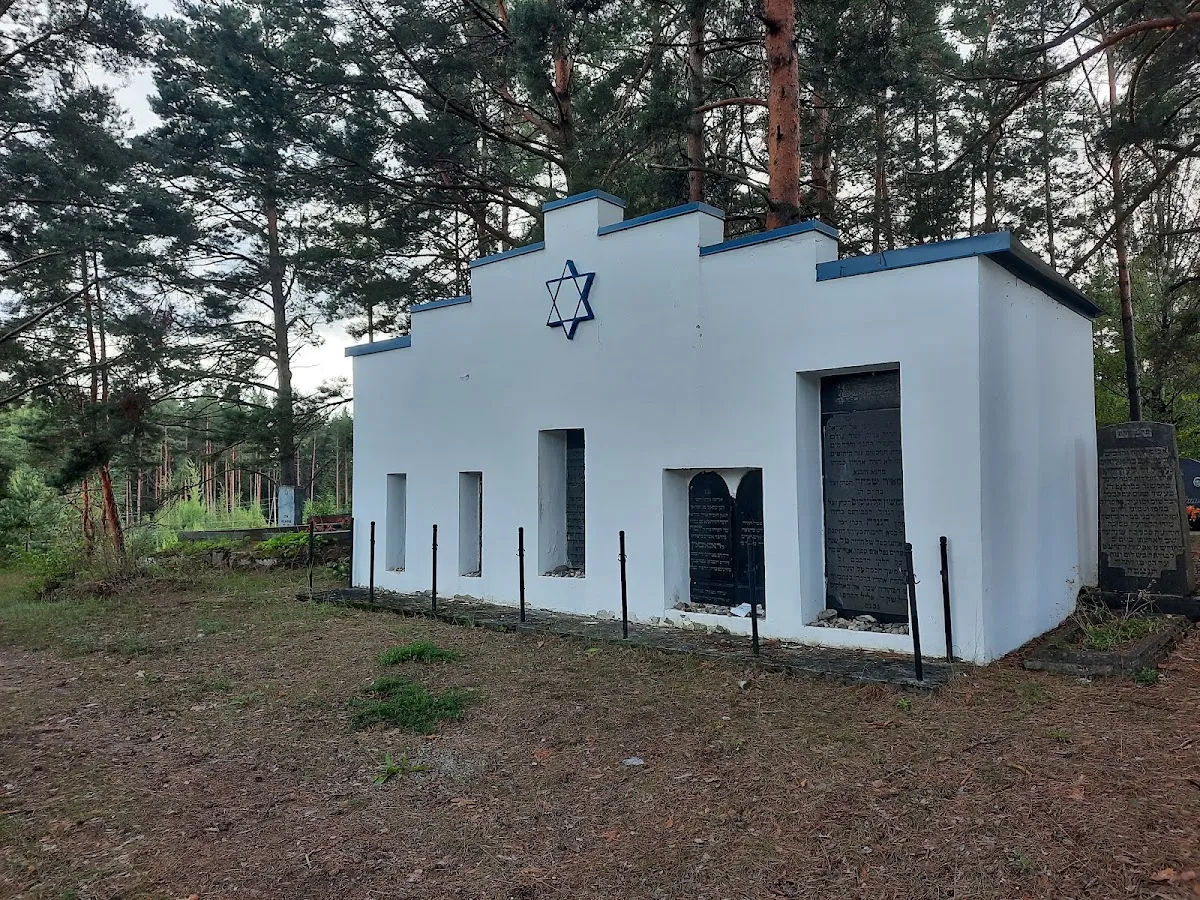 Monument to the executed Jews, Daugavpils Communal Cemetery — foto 5