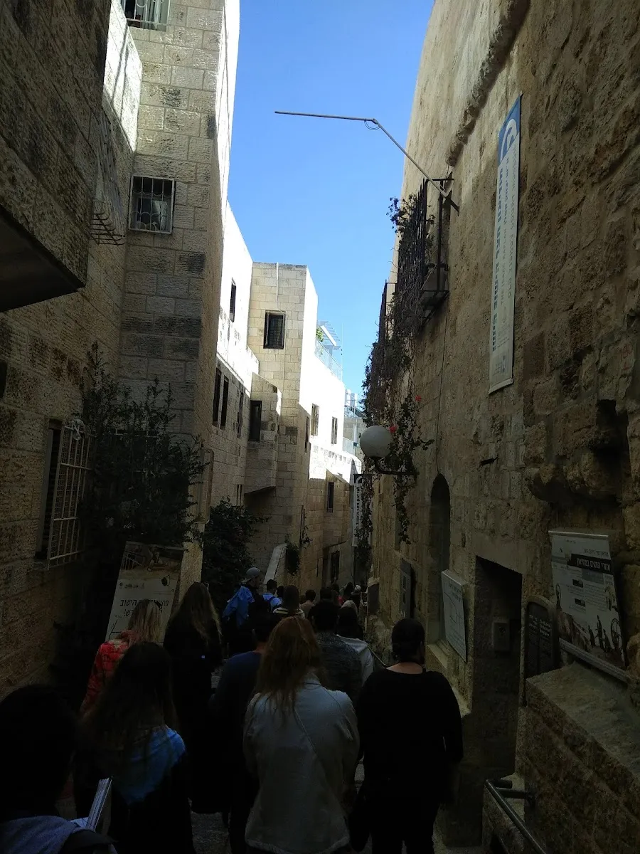 Moriah books & Judaica — photo 5