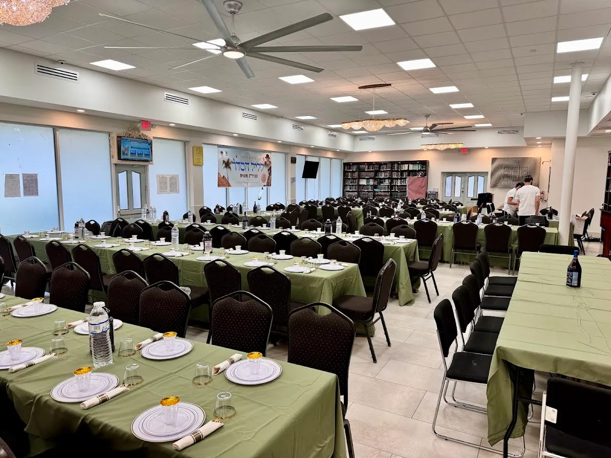 Moshiach Center 770 — photo 9