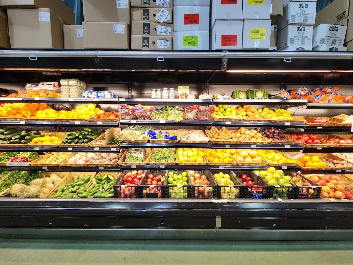 Mottys Supermarket — foto 6