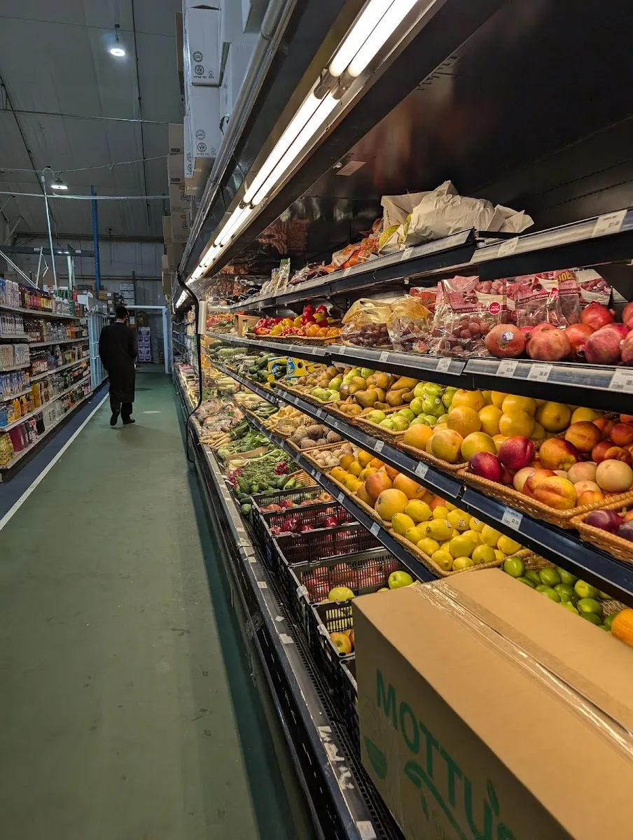 Mottys Supermarket — foto 10