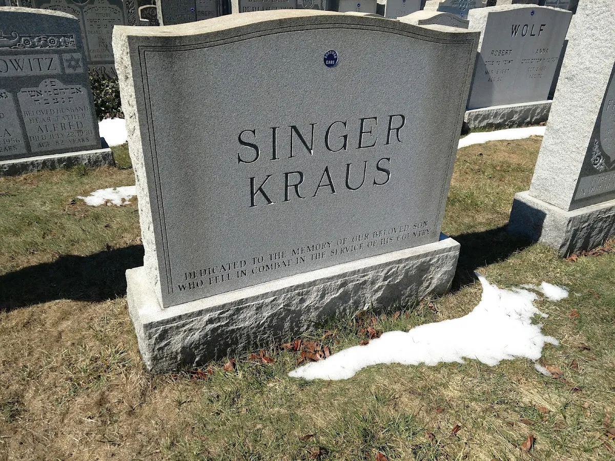 Mount Carmel Cemetery — foto 2