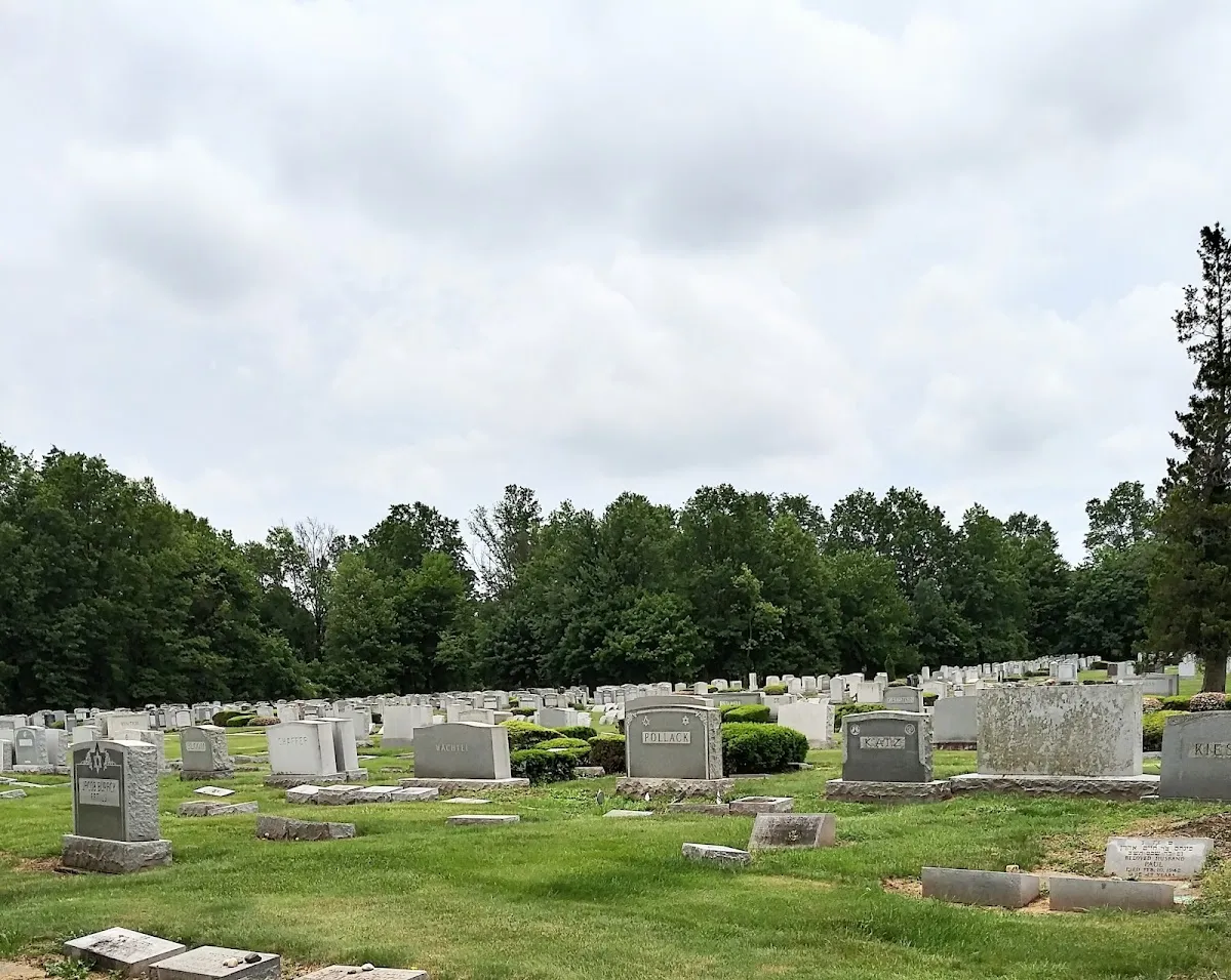 Mount Lebanon Cemetery — foto 5