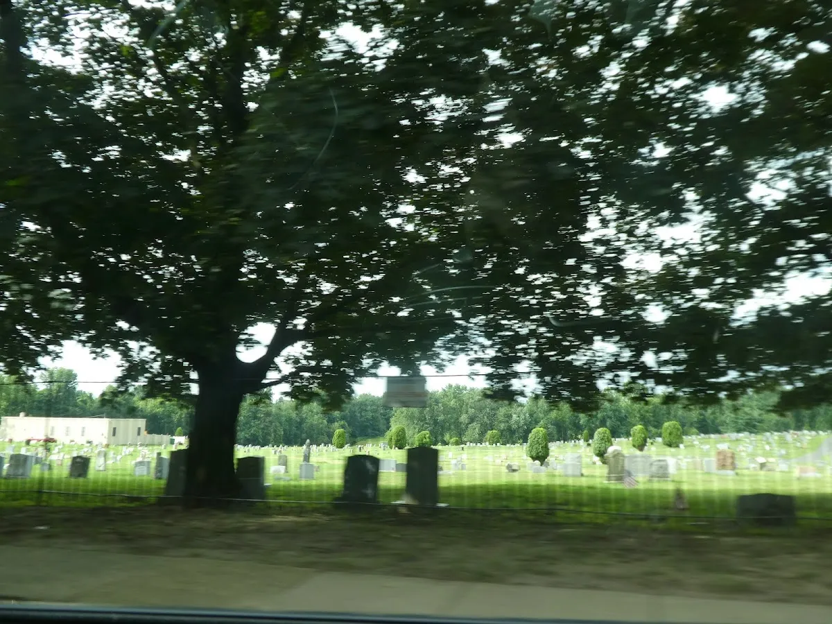 Mt Zion Memorial Cemetery — foto 4