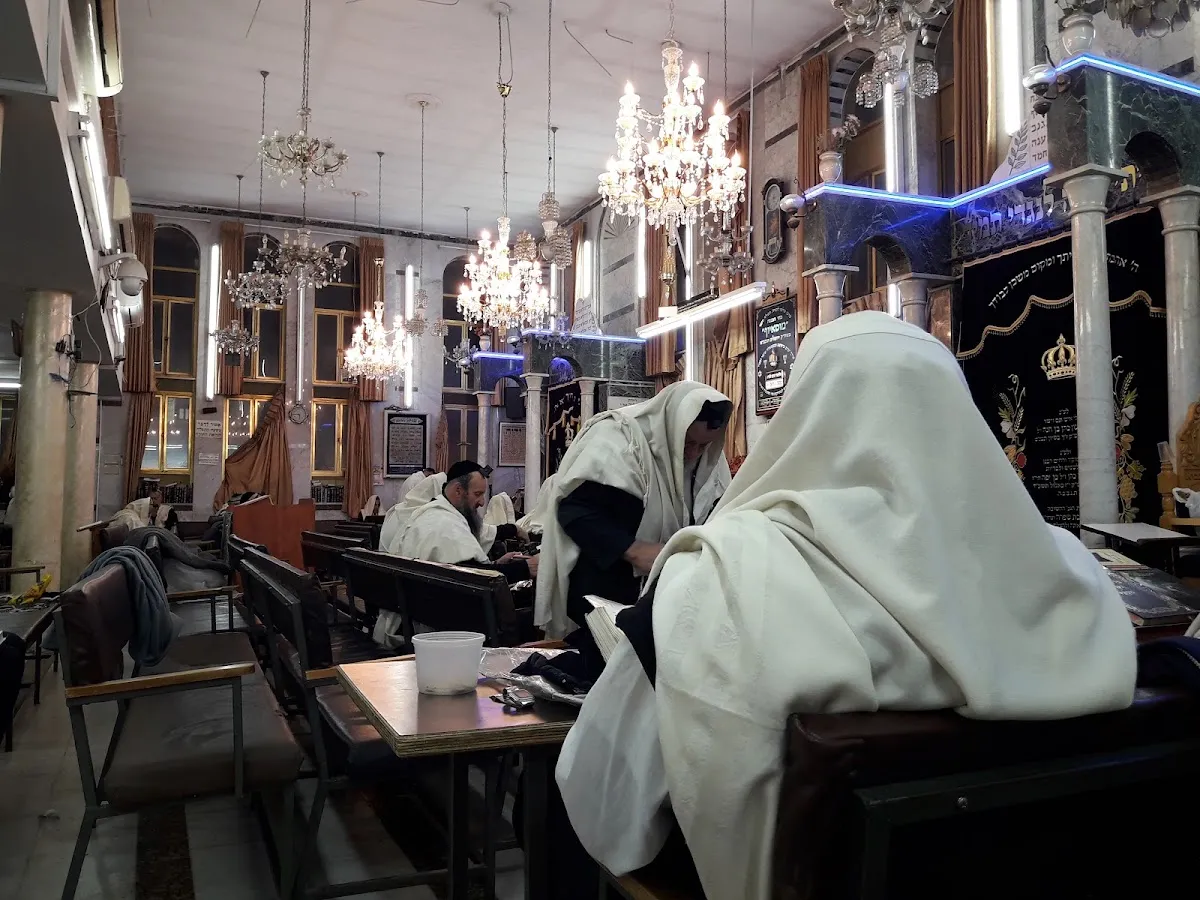Musayof Synagogue and Beit Midrash — foto 8