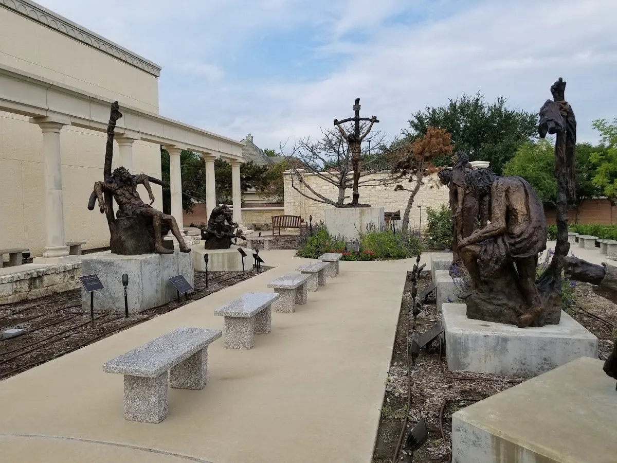 Museum of Biblical Art National Center for Jewish Art Museum of Holocaust Art - 3 Museums in 1 Location! — foto 3