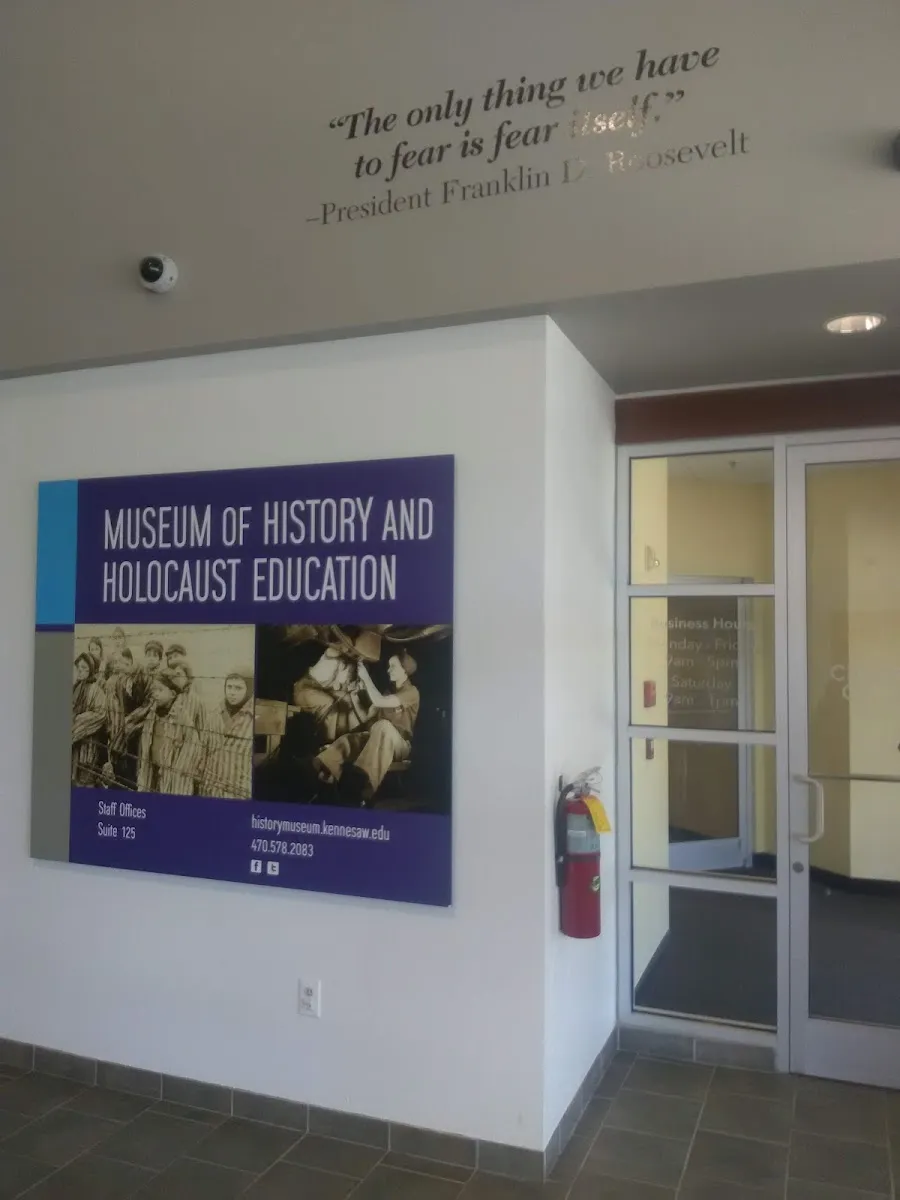 Museum of History and Holocaust Education — foto 4