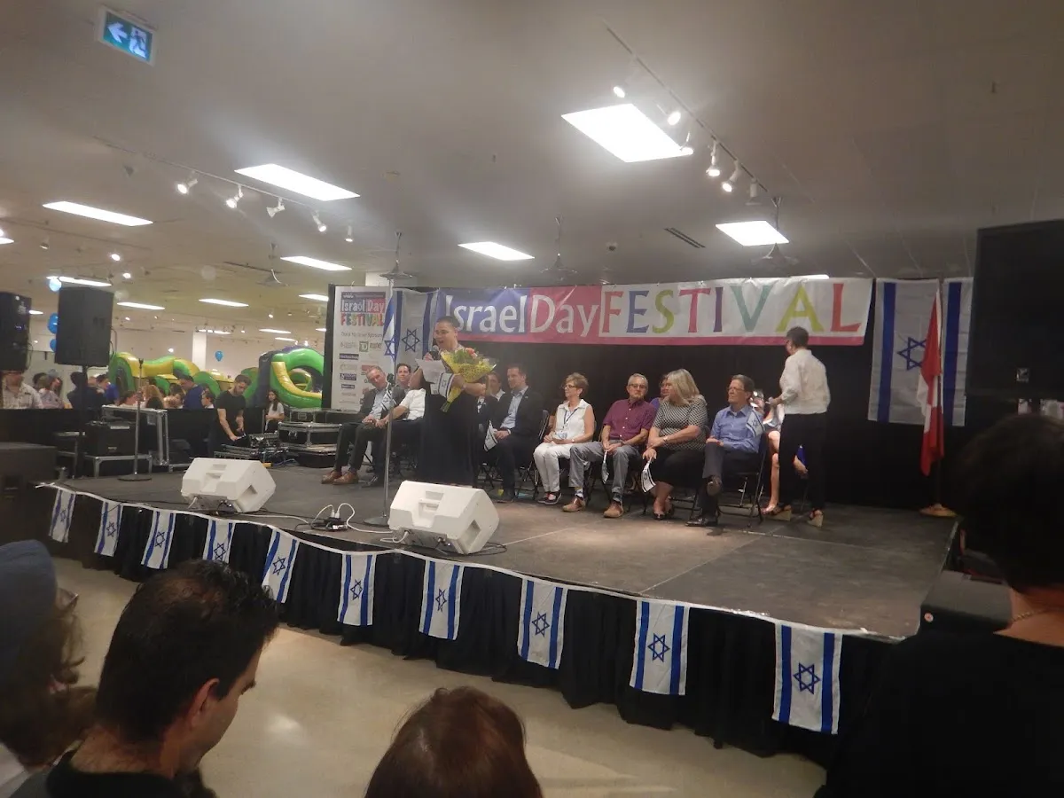 Na' Amat Canada — foto 2