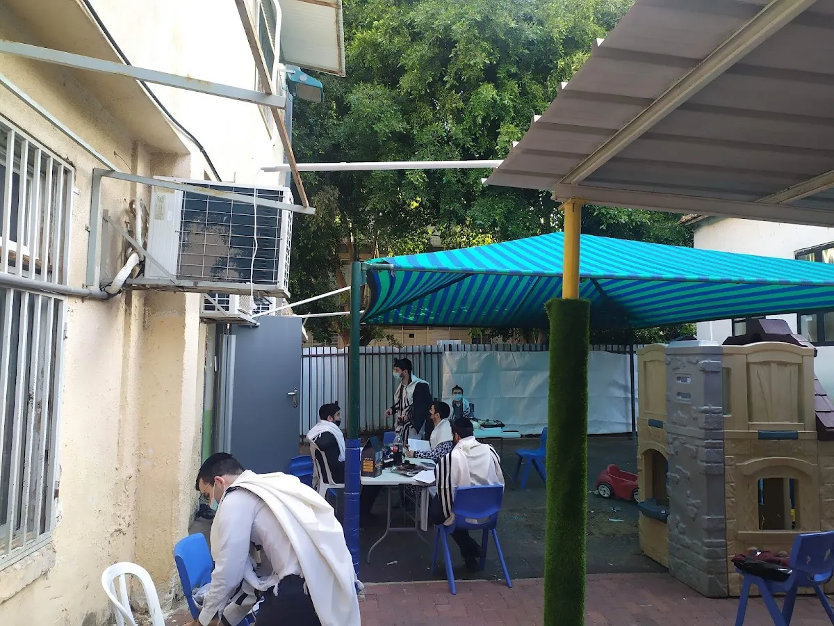 Nachalat Reuven Synagogue — foto 2