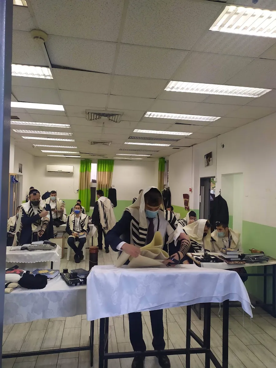 Nachalat Reuven Synagogue — foto 4