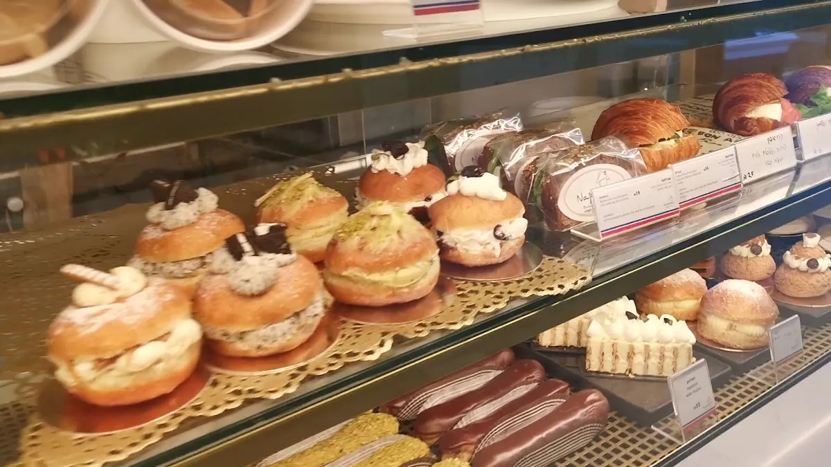 Napoleon Patisserie — foto 2