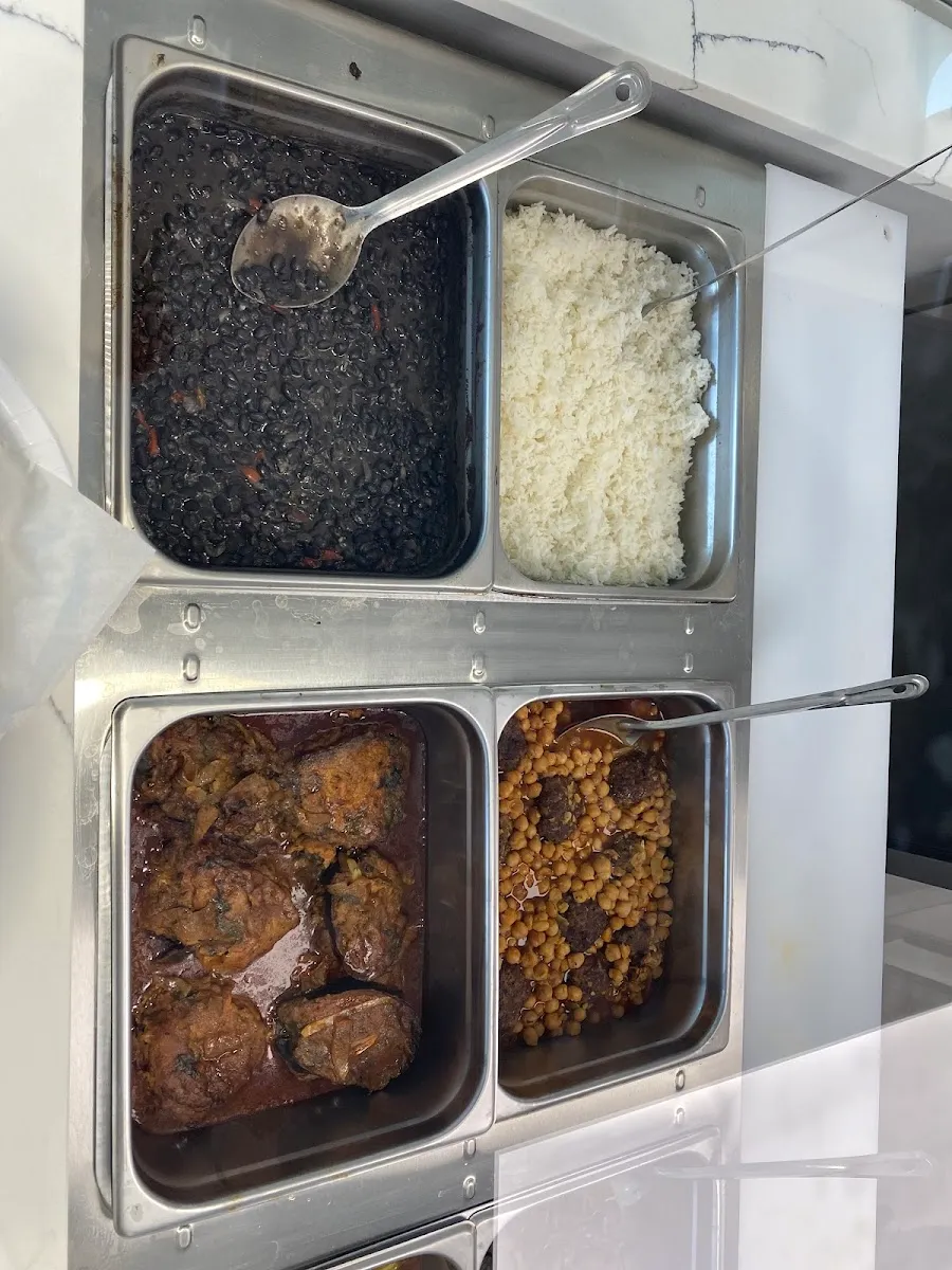 Navas Kosher Kitchen Hallandale — foto 8