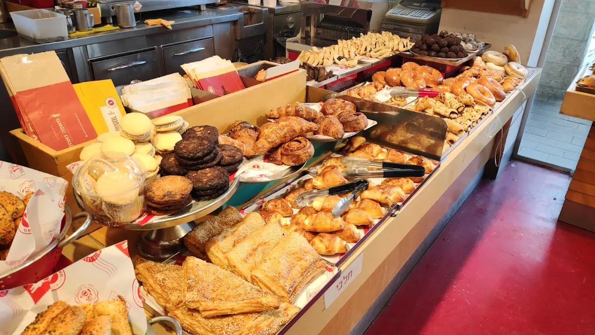 Neeman Bakery (Beit Shemesh) — photo 3