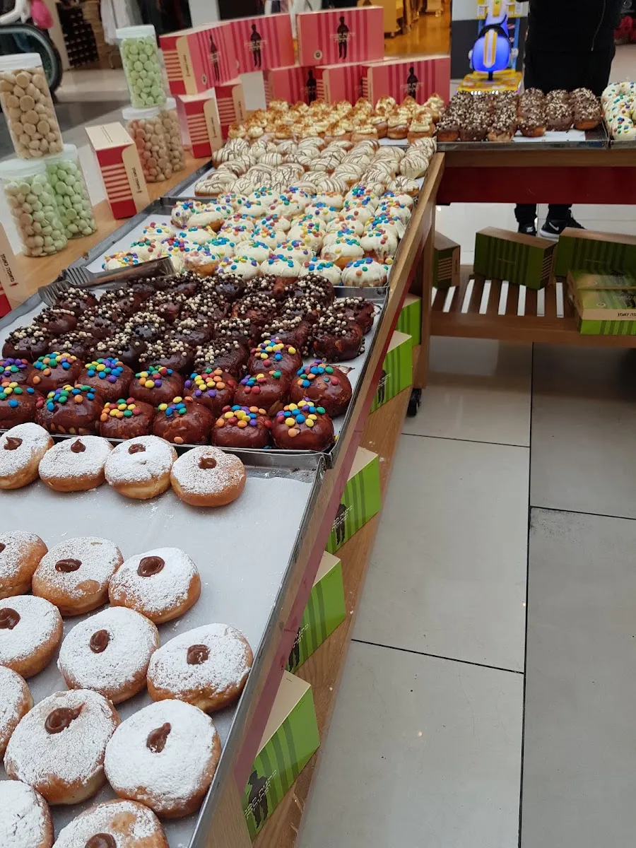 Neeman Bakery (City Mall, Ashdod) — photo 7