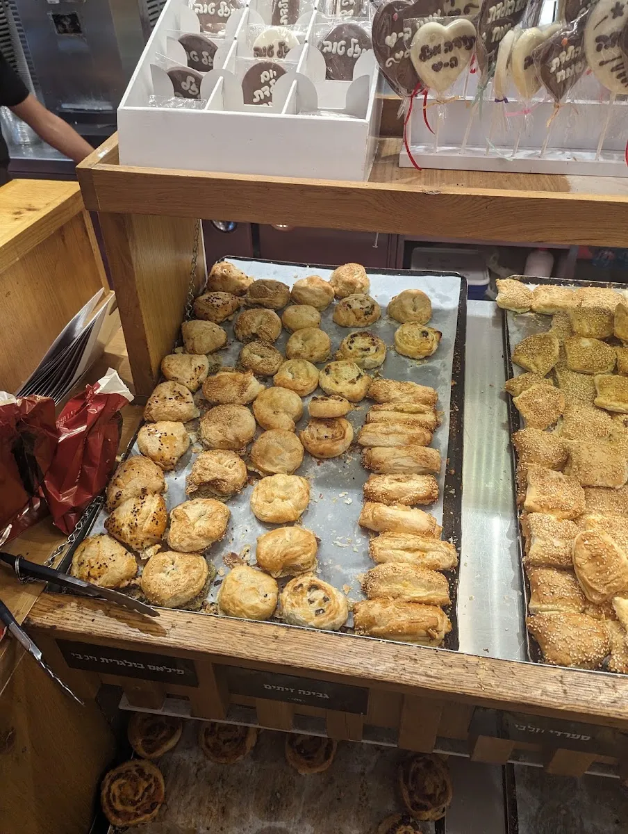 Neeman Bakery (Kanyon Malcha) — foto 5