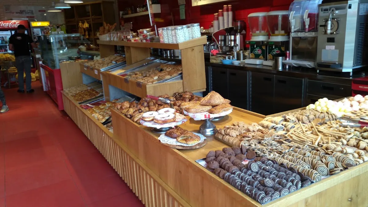 Neeman Bakery (Moshe Dayan 96) — foto 3