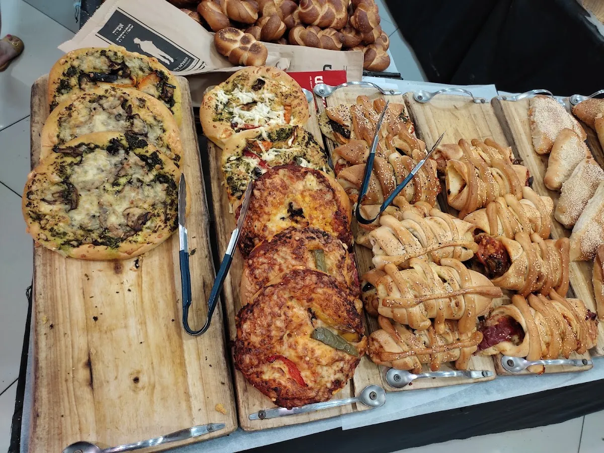 Neeman Bakery (Pierre Koenig) — foto 3