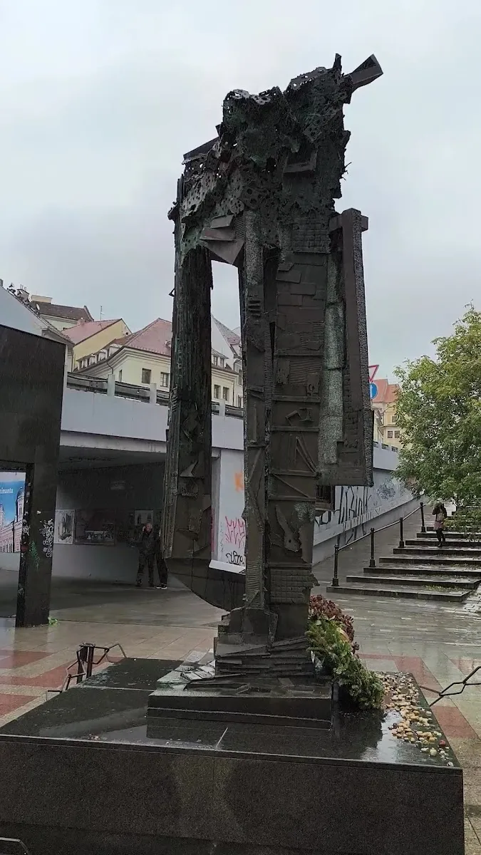 Neolog synagogue memorial — photo 4