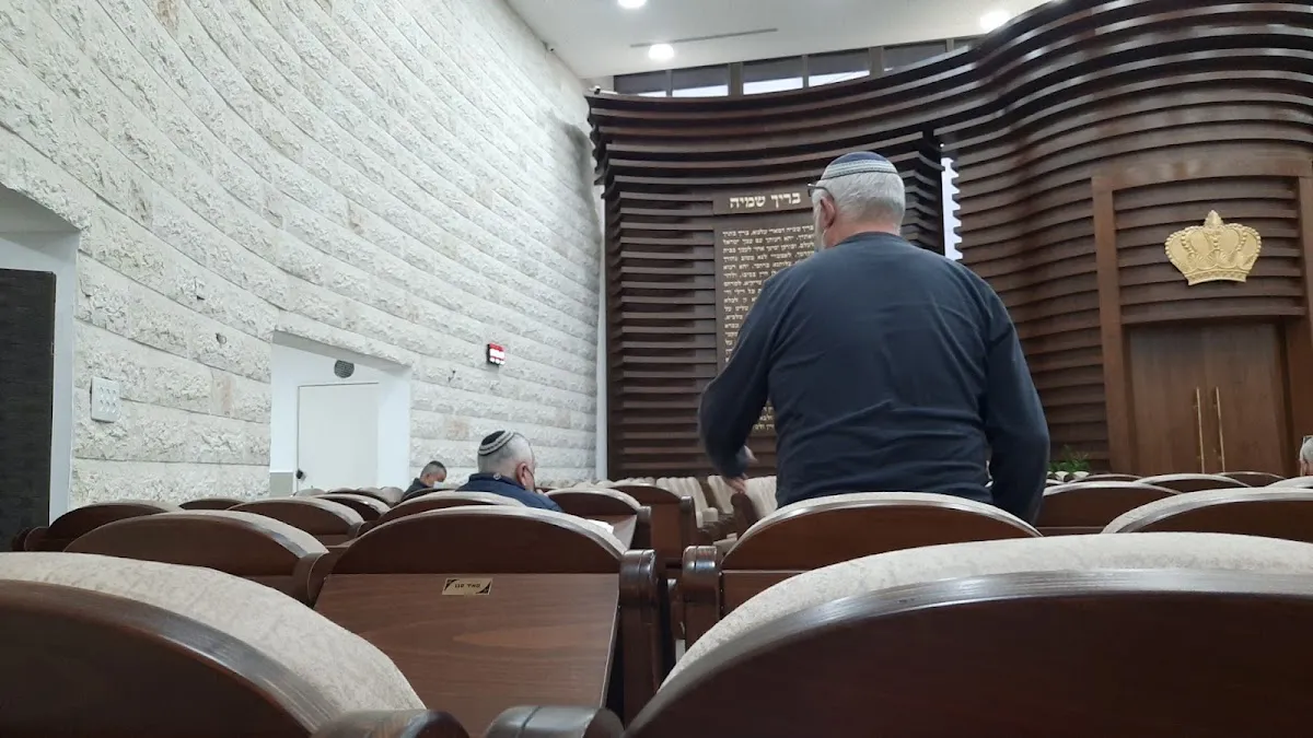 Ner David VeOhel Rachma Synagogue — foto 6