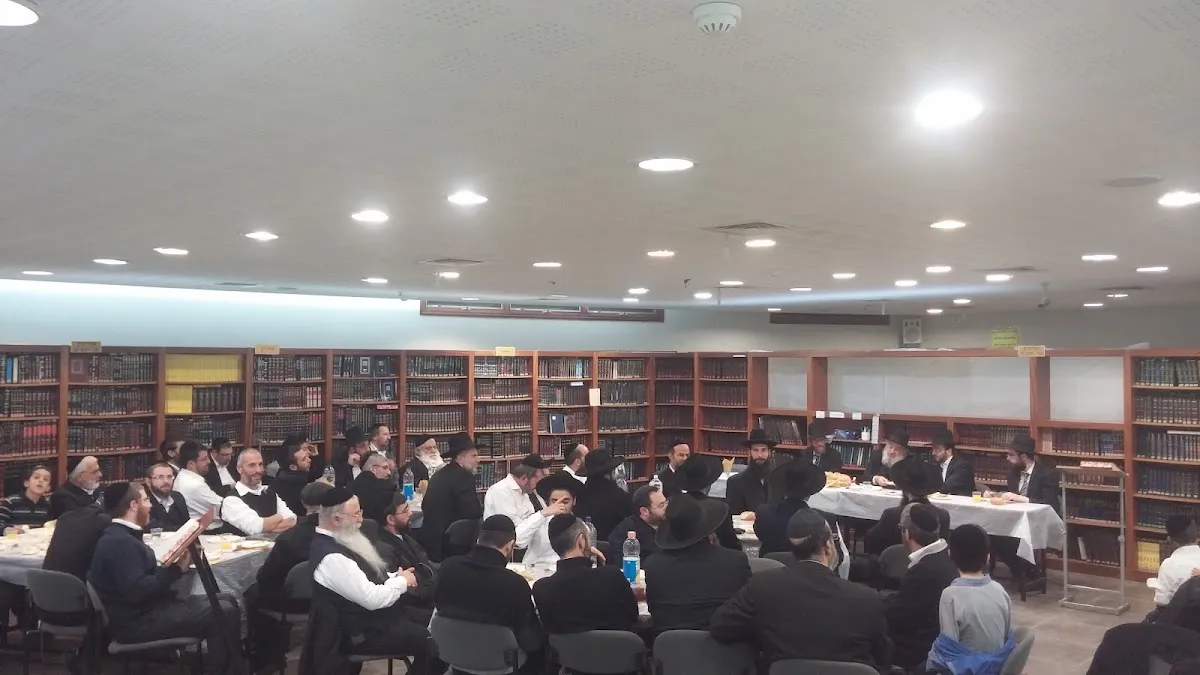 Ner Yosef Synagogue Elad — foto 2