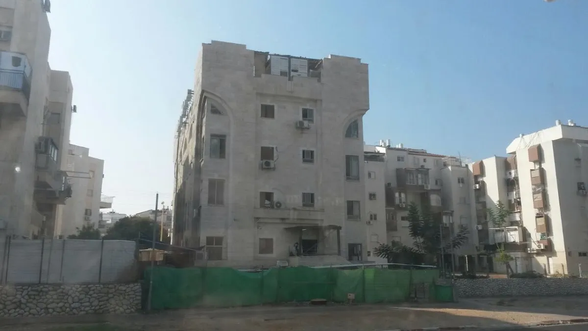 Nesh Kiz Synagogue — foto 3