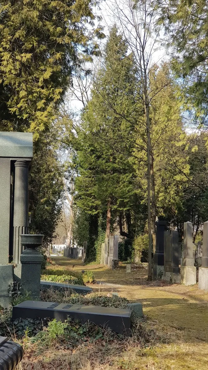 Neuer Israelitischer Friedhof München — foto 4