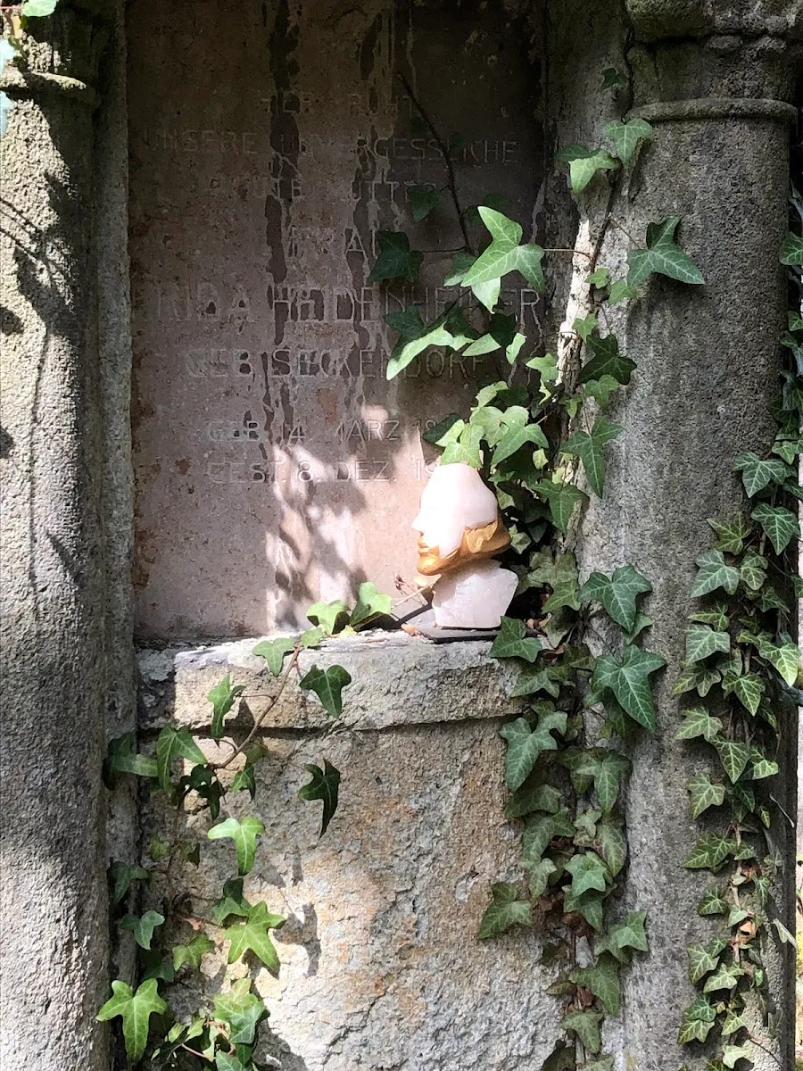 Neuer Israelitischer Friedhof München — foto 5
