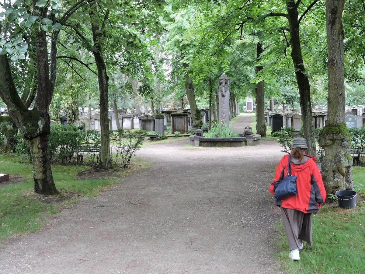 Neuer Jüdischer Friedhof Nürnberg — foto 10