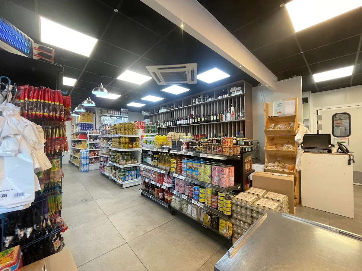Neuilly Cacher