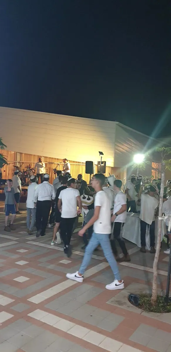 Neve Dekalim Hesder Yeshiva Ashdod — foto 2