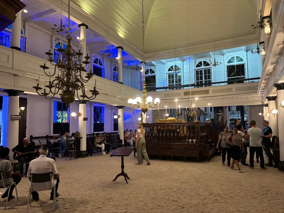 Neve Shalom Synagogue — foto 8