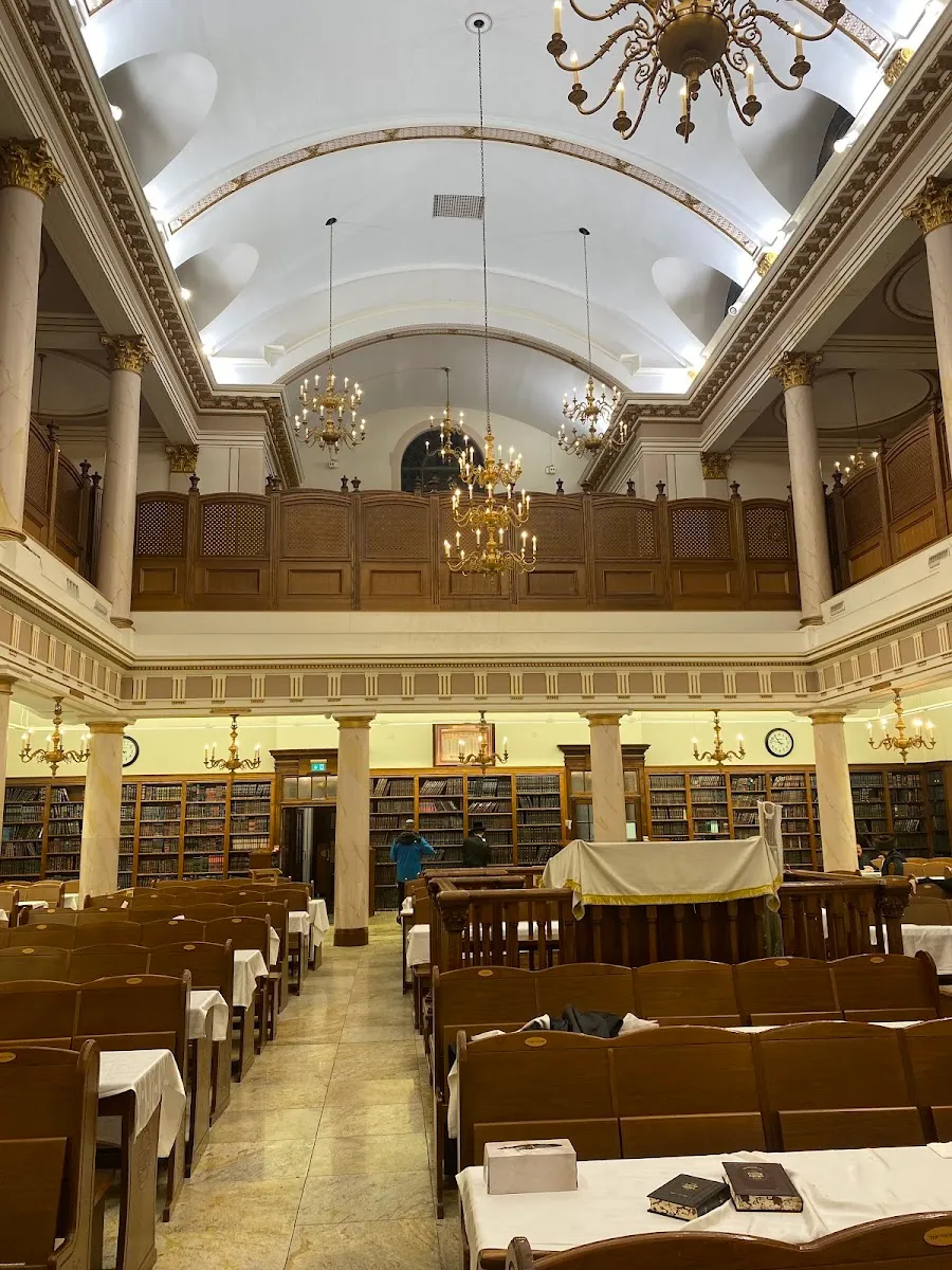 New Bobov Synagogue