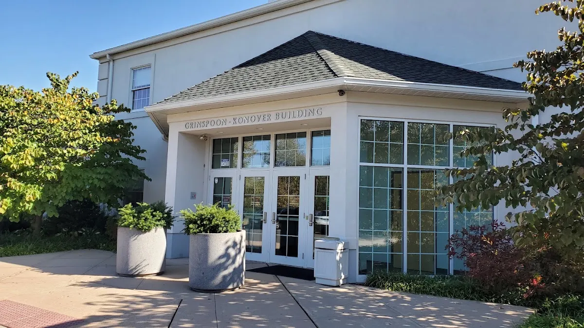 New England Jewish Academy — foto 2