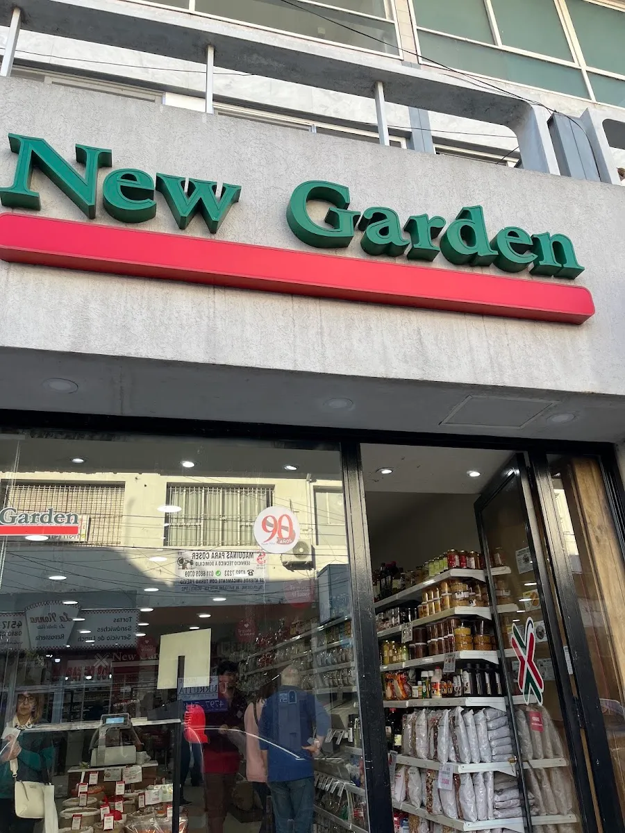 New Garden — Martínez — Hipólito Yrigoyen