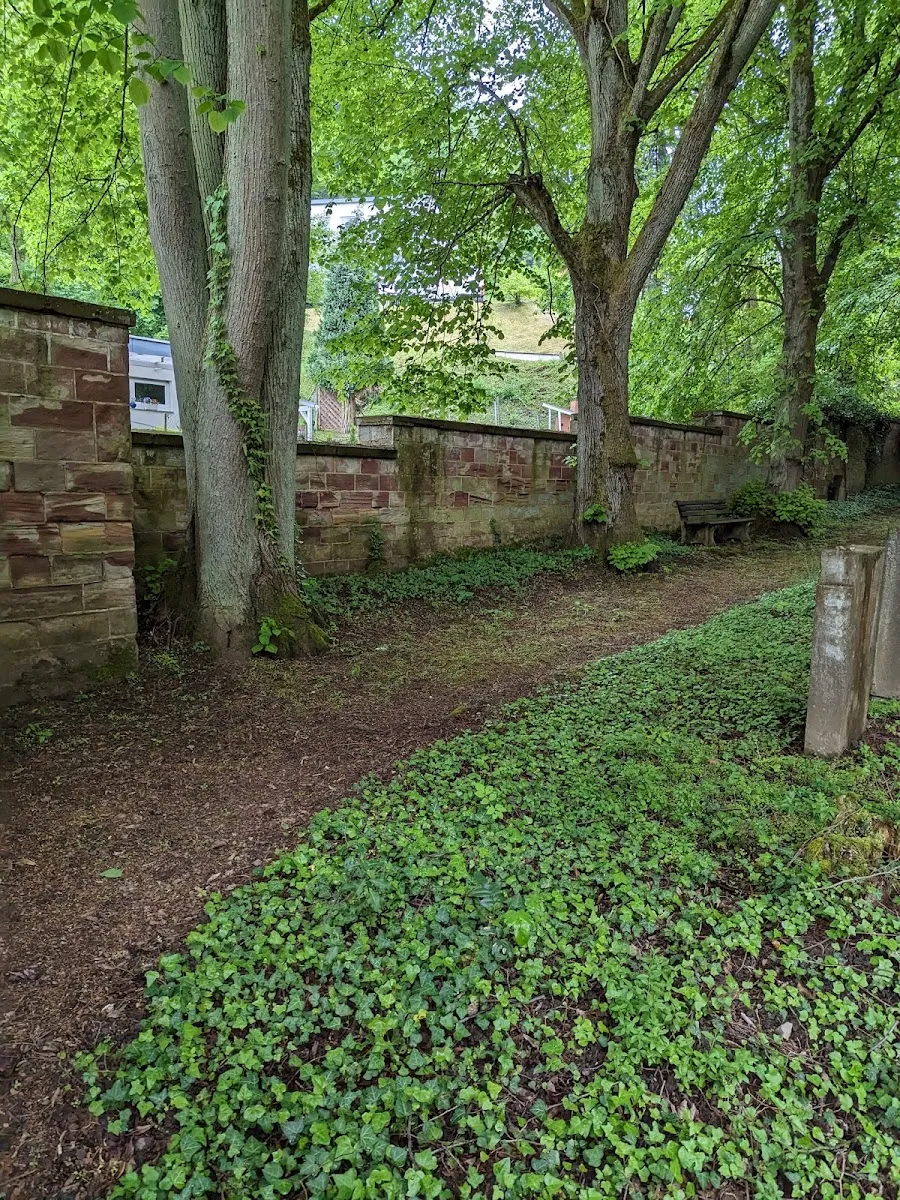 Neuer Jüdischer Friedhof Saarbrücken — foto 10