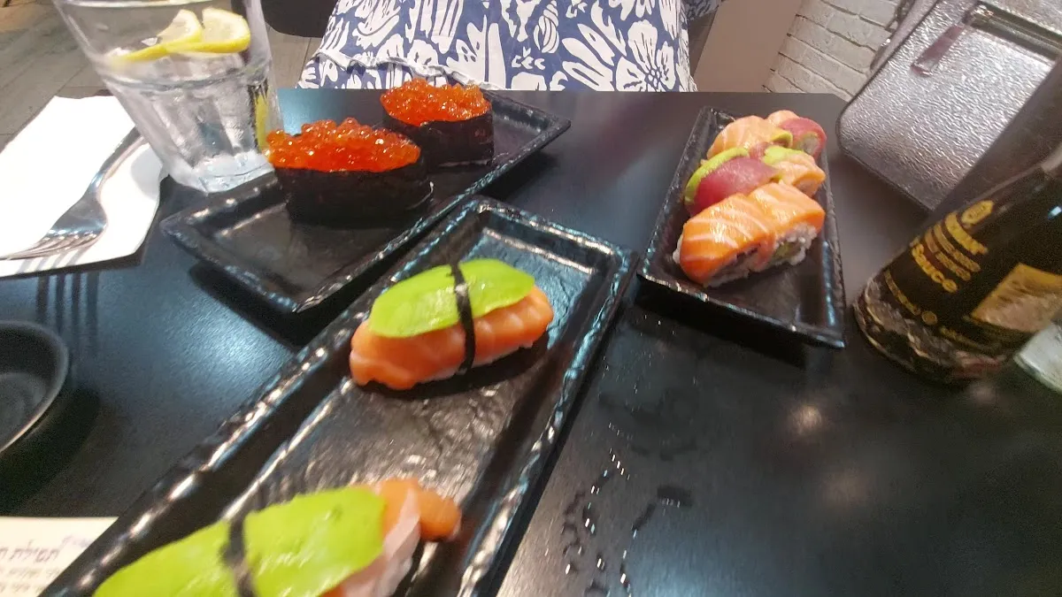 Nina Sushi — photo 2