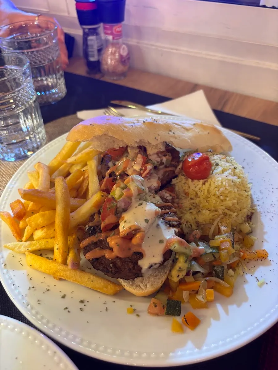 NOAH KOSHER RESTAURANT — foto 7