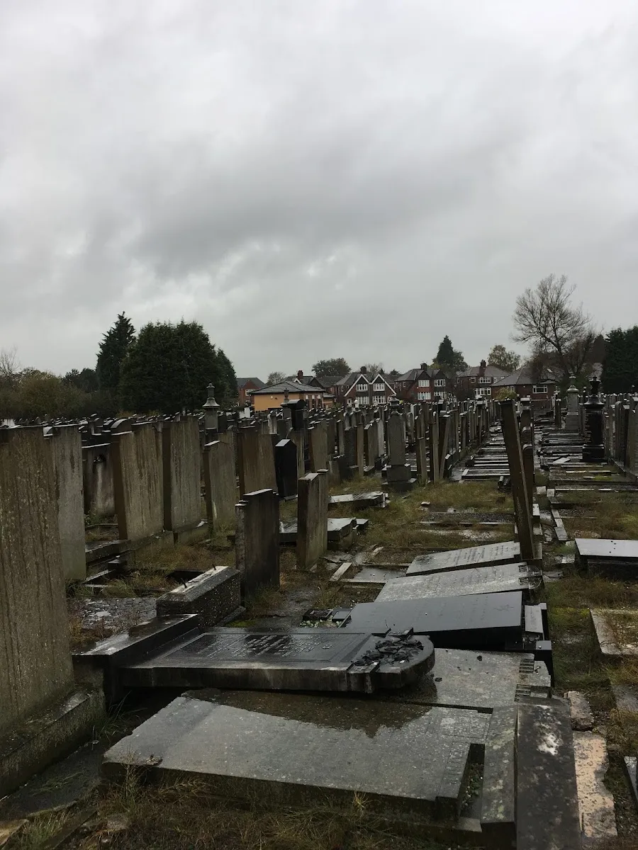 North Manchester Cemetery Trust - Blackley Jewish Cemetery — foto 3