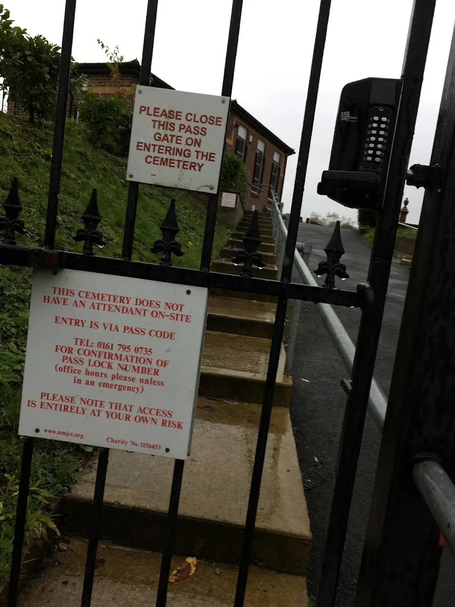 North Manchester Cemetery Trust - Blackley Jewish Cemetery — foto 4