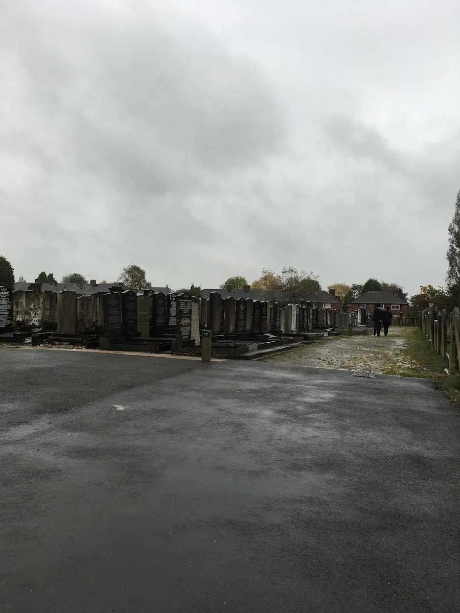 North Manchester Cemetery Trust - Blackley Jewish Cemetery — foto 5