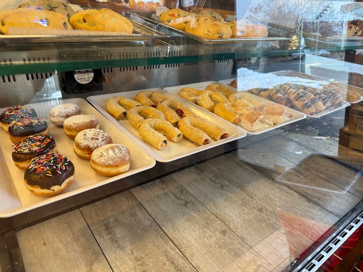 Nosherz Eaterie | Boulangerie | Charcuterie | Pret-a-Manger | Traiteur — photo 4