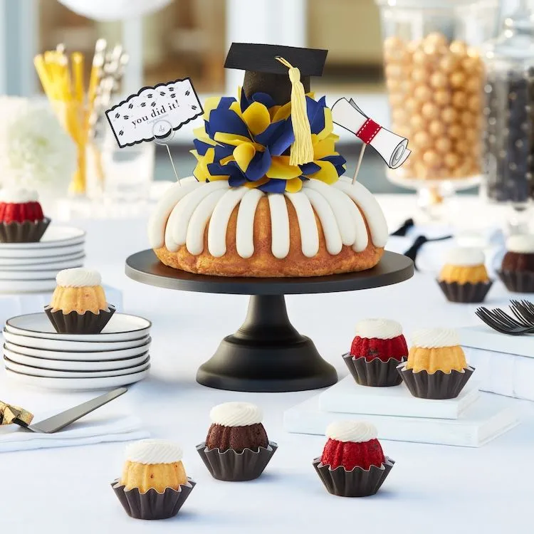 Nothing Bundt Cakes (Eagan) — foto 6