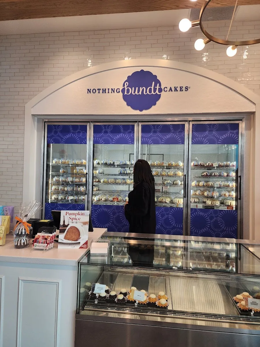 Nothing Bundt Cakes (Mall of America) — photo 8